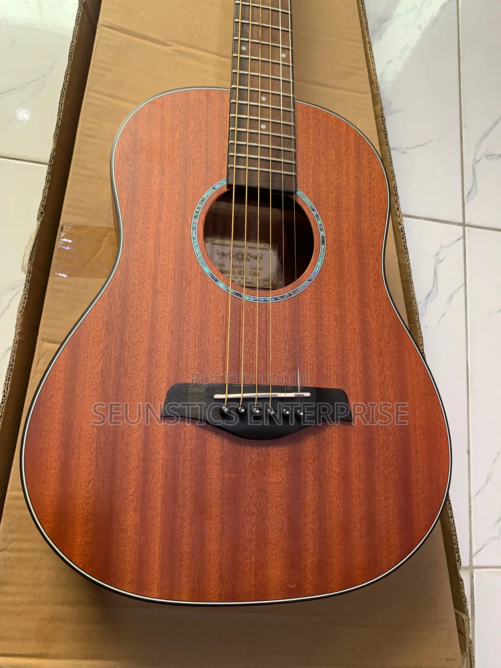 Quality Gipsy Pure Acoustic Guitar