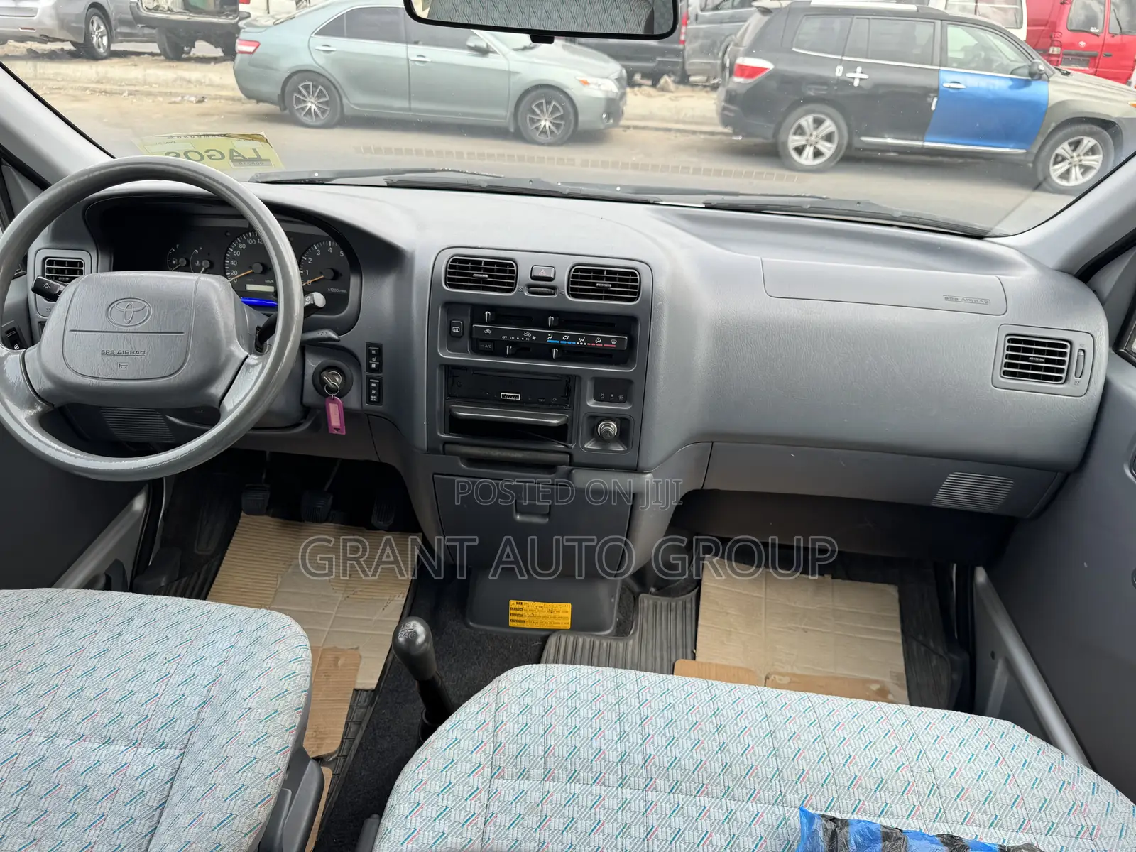 Toyota HiAce 2005 Silver