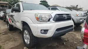 Toyota Tacoma 2014 White