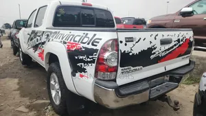 Toyota Tacoma 2014 White