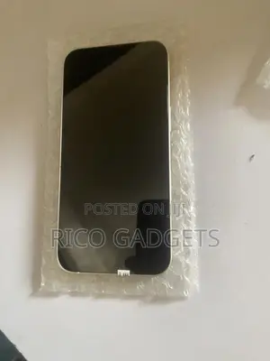 Apple iPhone 13 128 GB White