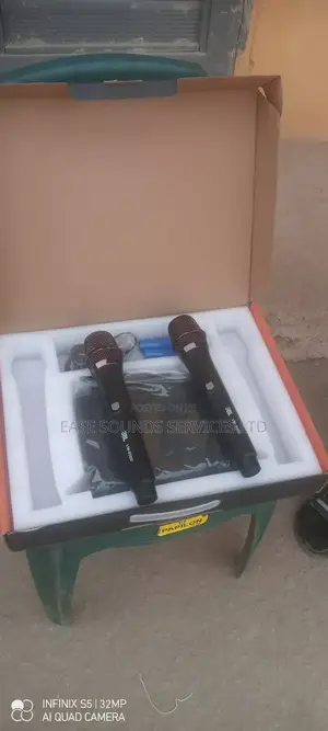 JBL Wireless Mics (Rechargeable)