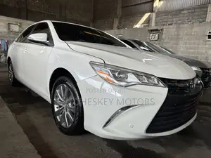 Toyota Camry 2017 White