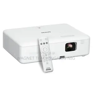Epson Co-W01, 3000 Lumens Projector