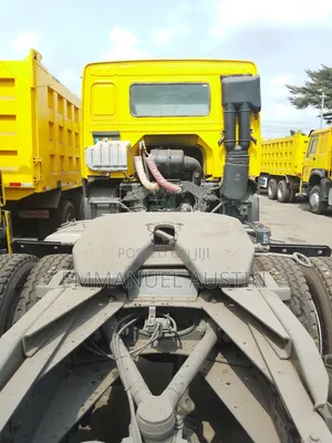 Grade One Foreign Used Howo Tractor Head for Sale