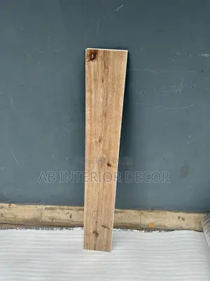 SPC Flooring (Water Resistance)
