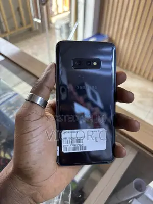 Samsung S10e