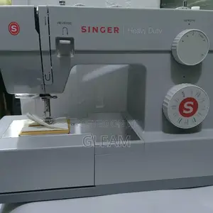 Singer Heavy Duty Sewing Machine 4432