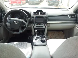 Toyota Camry 2014 Silver
