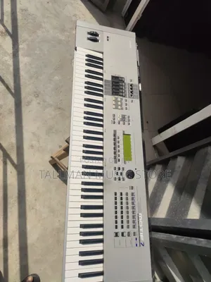 Photo - Yamaha Motif 7
