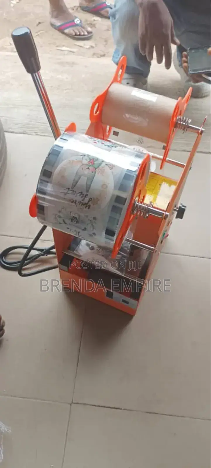 Manuel Cup Sealer