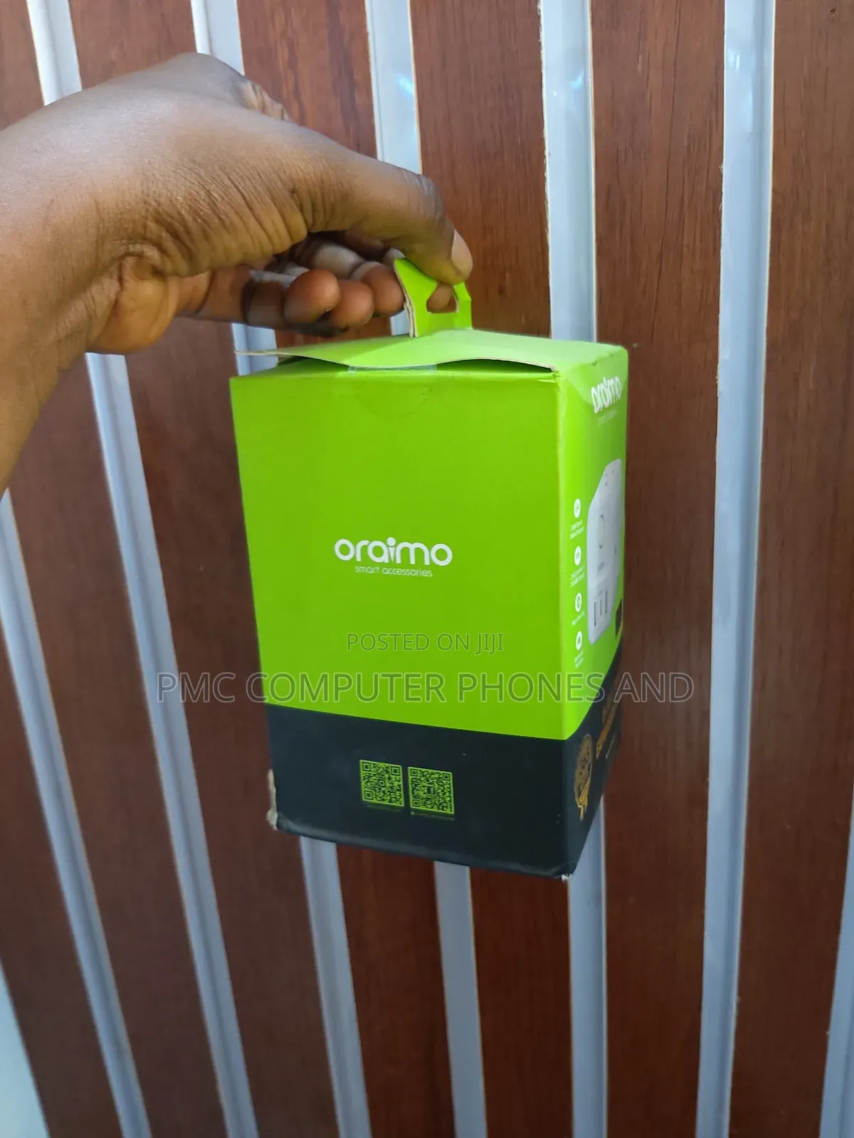 Oraimo 6-in-1 Power Expansion Cube