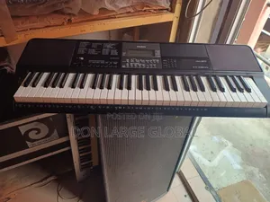 Casio Ct-X700 Keyboard