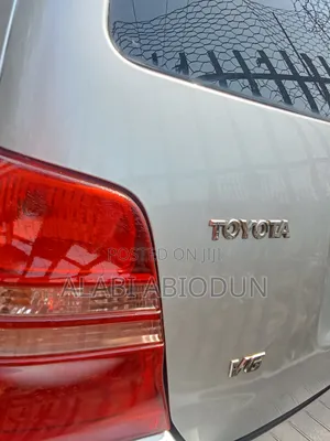 Photo - Toyota Highlander 2004 Silver