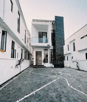 4bdrm Duplex in Lekki for sale