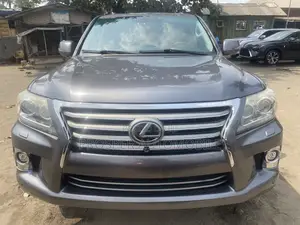 Lexus LX 570 AWD 2015 Gray
