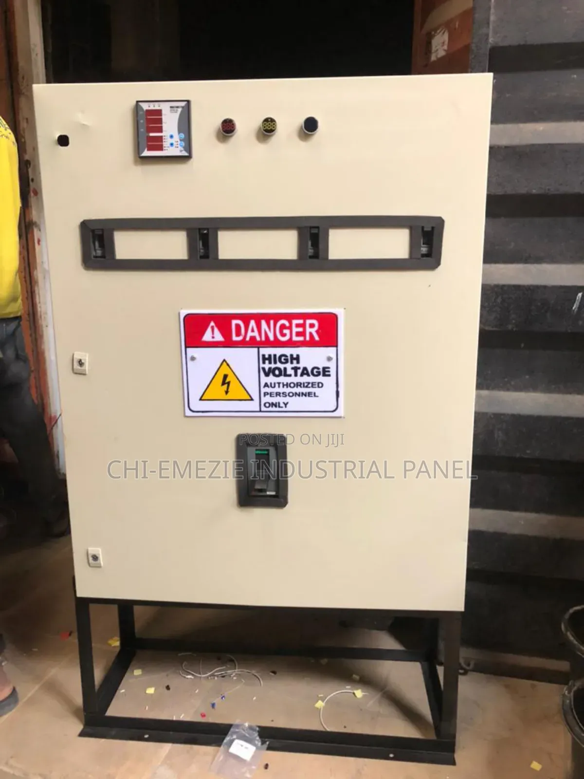 4ways Distribution Panel