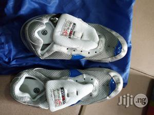 Spike Shoe Running