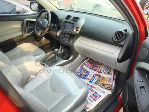 Toyota RAV4 3.5 Limited 2010 Red