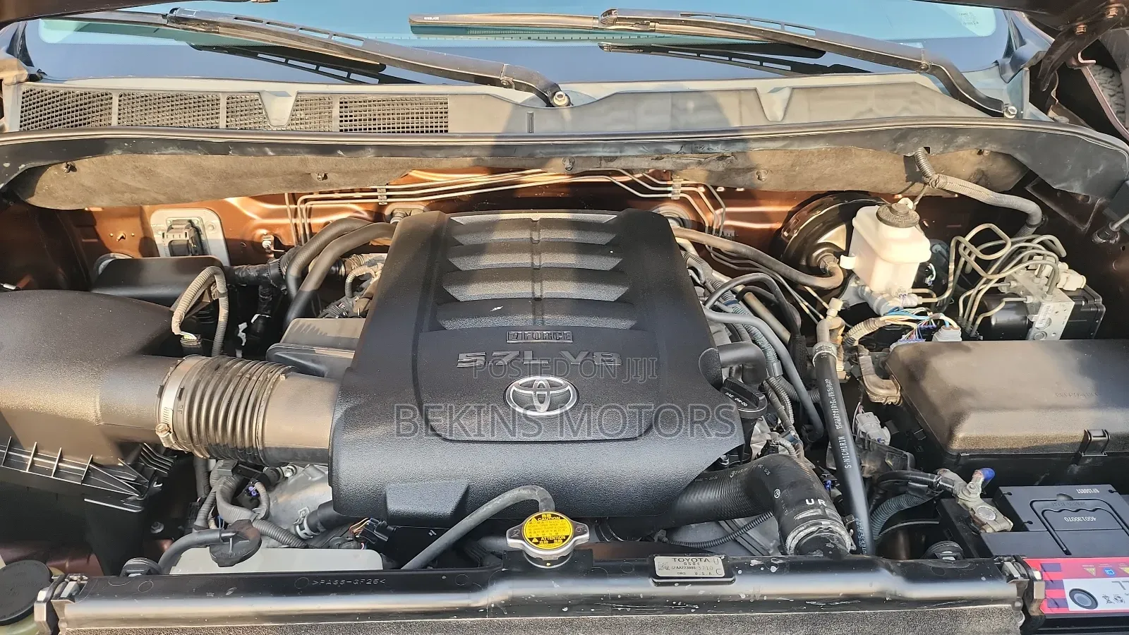 Toyota Tundra 2016 Brown