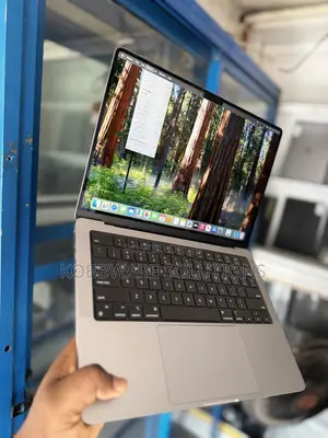 Photo - Laptop Apple MacBook Pro 2021 M1 16GB Apple M1 Pro SSD 512GB