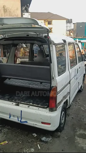 Daihatsu Hijet 2005 White