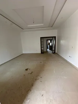 3bdrm Block of Flats in In An Estate for rent