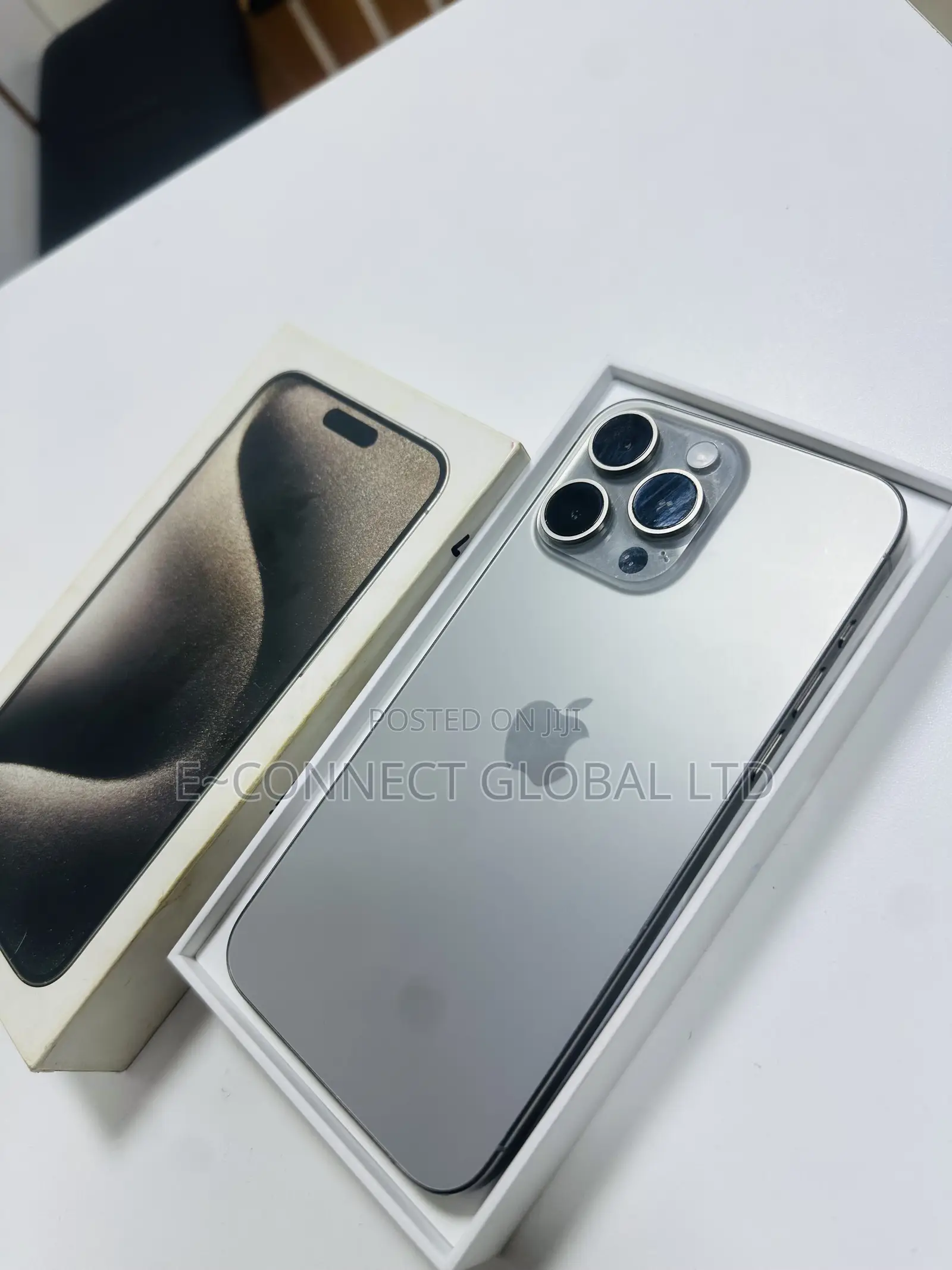 Apple iPhone 15 Pro Max 512 GB Silver