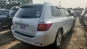 Toyota Highlander 2010 White