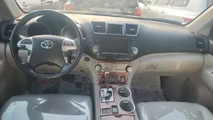 Toyota Highlander 2012 Black