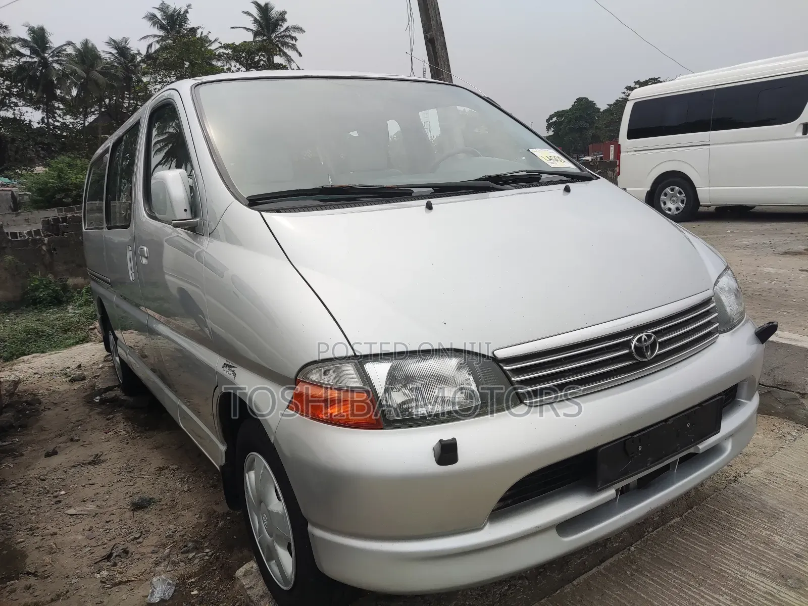 Toyota HiAce 2005 Silver
