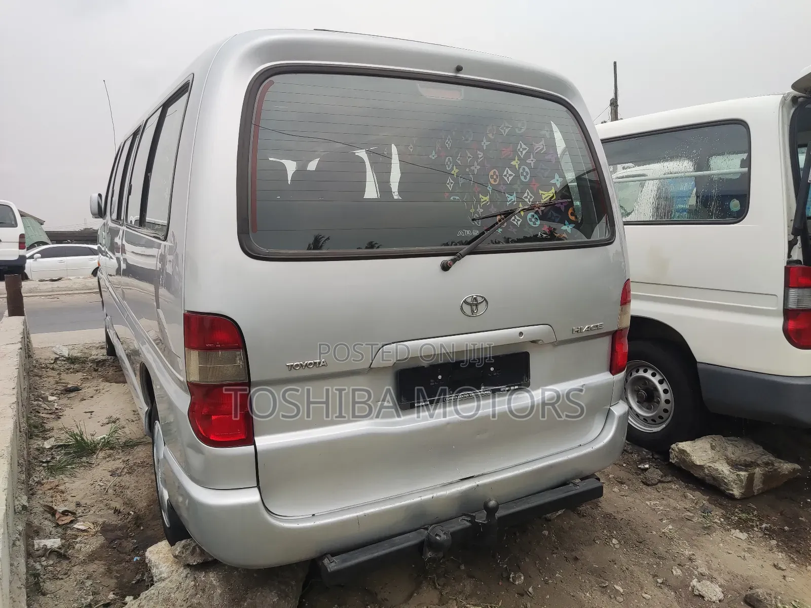 Toyota HiAce 2005 Silver