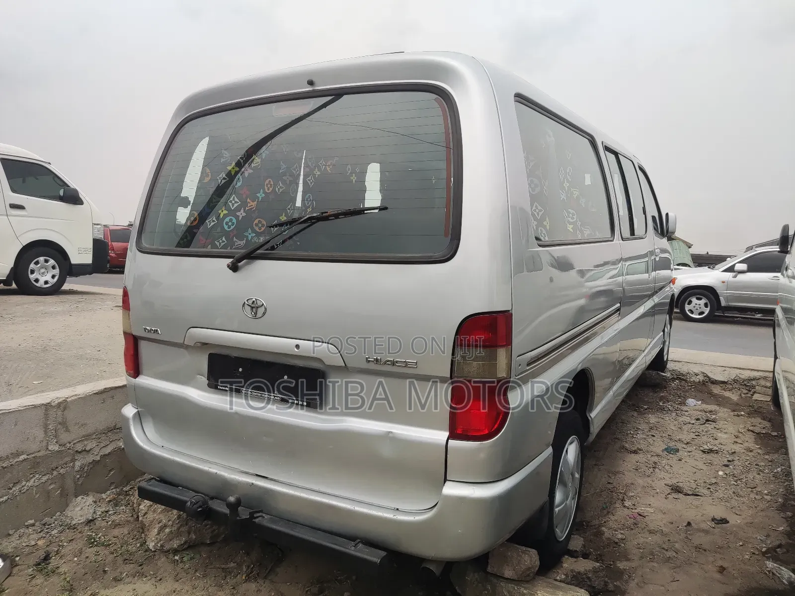 Toyota HiAce 2005 Silver