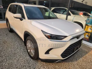 New Toyota Highlander Platinum AWD 2024 White