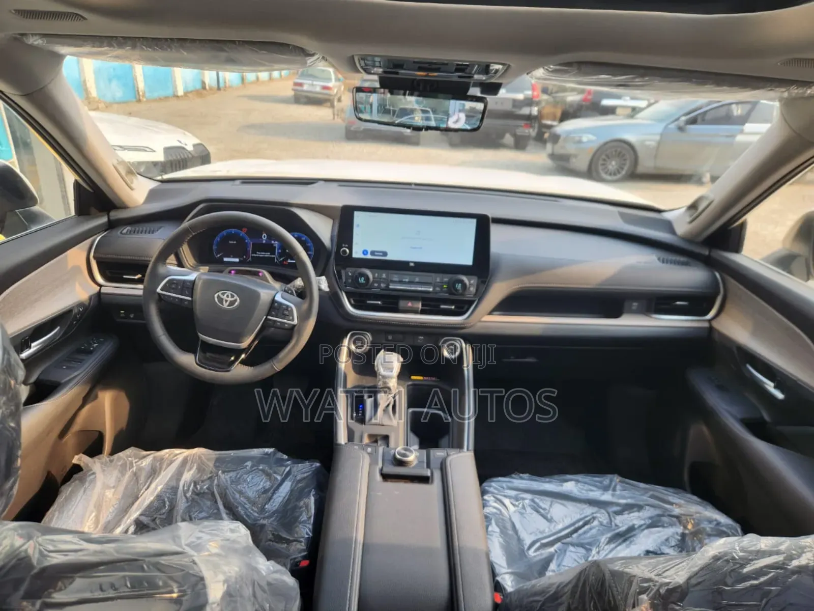 New Toyota Highlander Platinum AWD 2024 White
