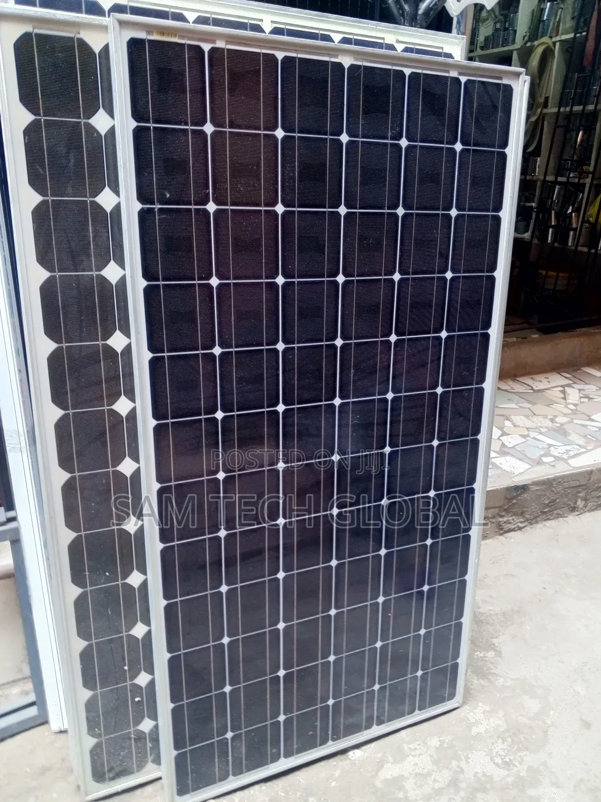 200w Solar Panels