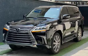 Lexus LX 2018 Black