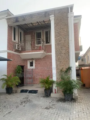 4bdrm Duplex in Amuwo-Odofin for sale