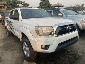 Toyota Tacoma 2014 White
