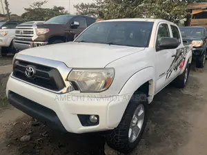 Toyota Tacoma 2014 White