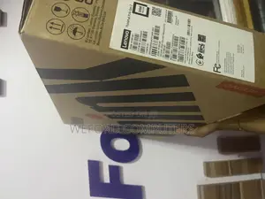 New Laptop Lenovo Thinkpad P14s 16GB Intel Core I7 SSD 512GB