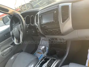 Toyota Tacoma 2015 Gray