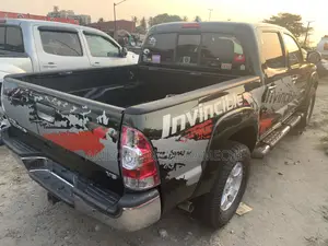 Toyota Tacoma 2015 Gray