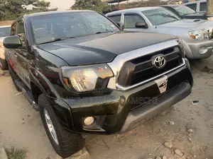 Toyota Tacoma 2015 Gray
