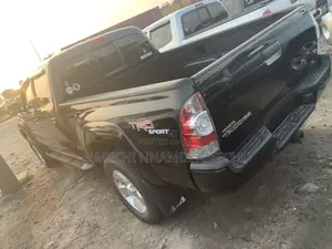 Toyota Tacoma Double Cab V6 Automatic 2010 Black