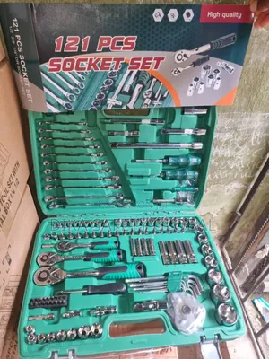 121 Pic Socket Set Available
