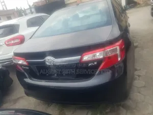 Toyota Camry 2014 Gray