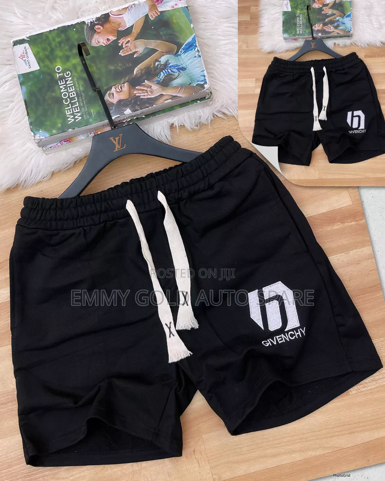 Short Nika Available Different Sizes