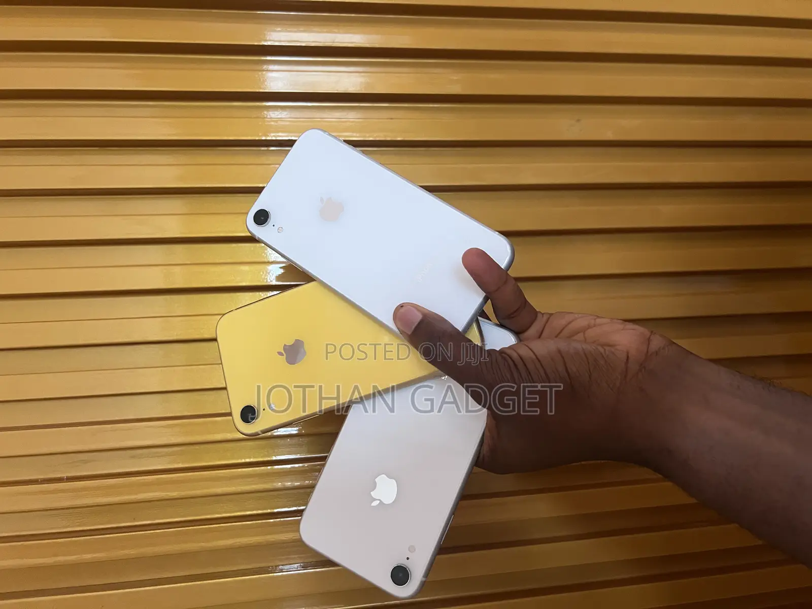Apple iPhone XR 128 GB White