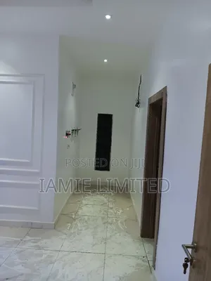 Furnished 3bdrm Block of Flats in Army Estate, Warri for rent
